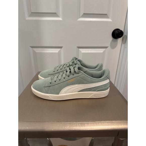 Puma Vikky v3 Green Gog-Warm White Women's Size 7 - Picture 1 of 8